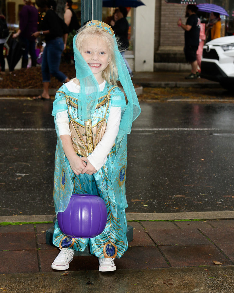 Halloween Trick or Treat Downtown Morganton 2019-9604.JPG